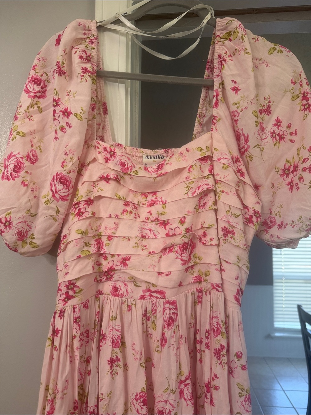 ARULA Pink Floral Puff-Sleeve Tiered Sundress